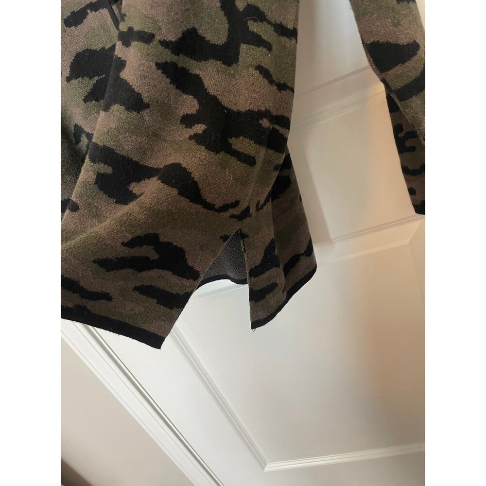 Rachel Zoe Camo Cowlneck Sweater Hoodie Size XL Comfy Stretchy Warm - Picture 6 of 7